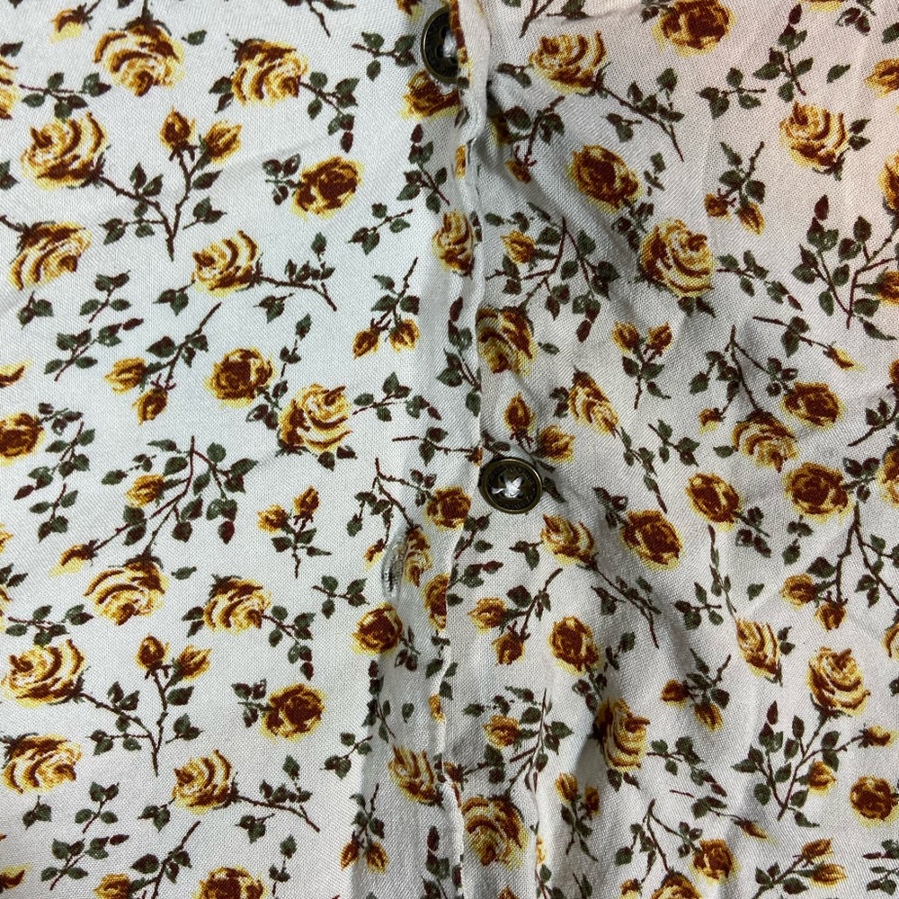 Shirt - Picture 4 of 4